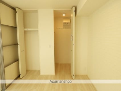 メゾン　ド　フルール[1LDK/45.16m2]の収納