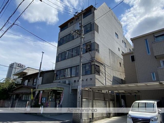 真鍋ハイツ　東棟[1K/24.22m2]の外観2