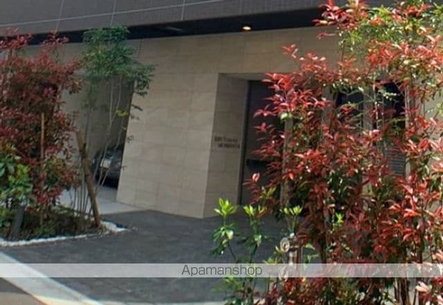リテラス森下の玄関写真