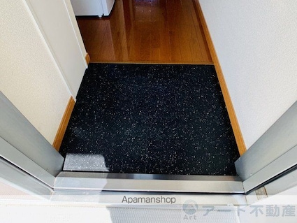 レオパレスフォーサイト　松山[1K/23.18m2]の玄関