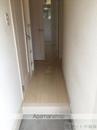 シエスタ南吉田Ｂ棟[1LDK/41.93m2]の玄関