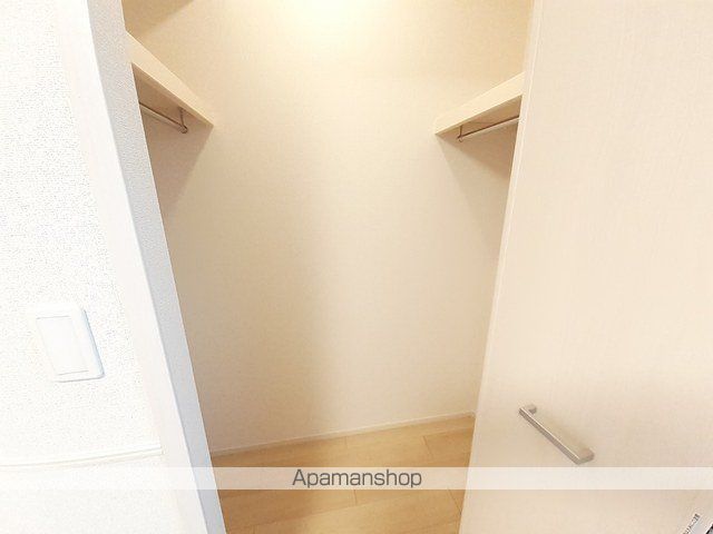 STILL IIの内装写真