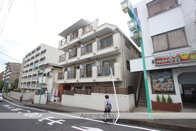 アイエムハイツ鬼高の外観写真