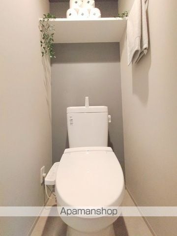 ワーヴ大阪本町の内装写真