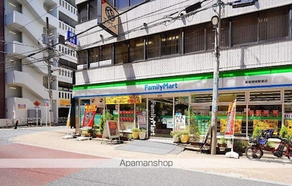 ＬＩＧＨＴ　ＴＥＲＲＡＣＥ　新宿御苑[3LDK/70.11m2]の周辺2