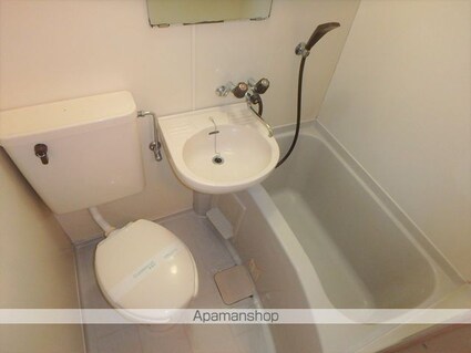 メゾン・ド・オンブラージュ[1K/16.24m2]のバス