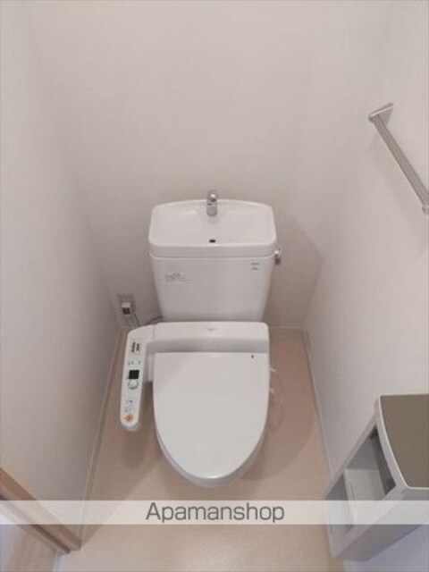 和歌山県和歌山市井辺[2LDK/60.44m2]のトイレ