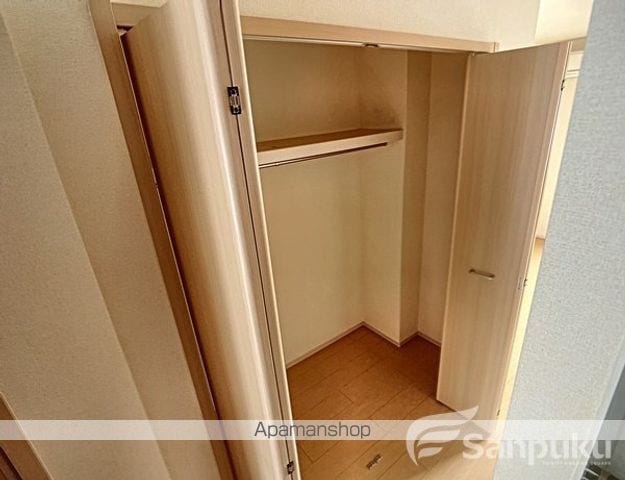 ベネディーレ IIの内装写真