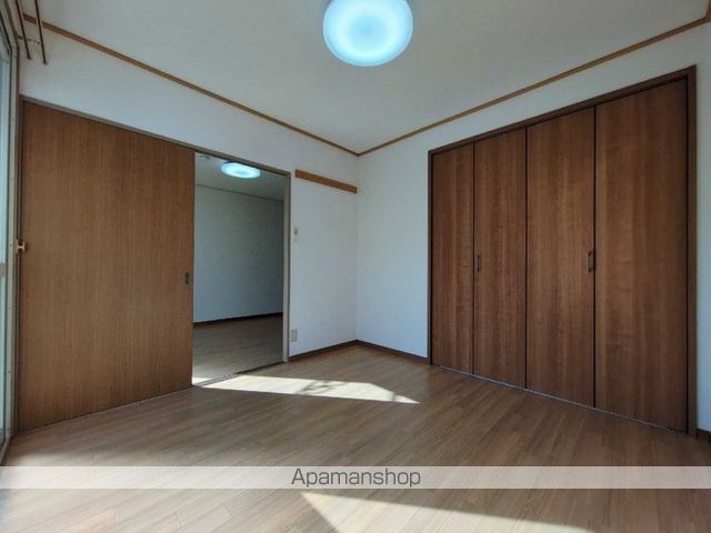 ホワイトタウンの内装写真