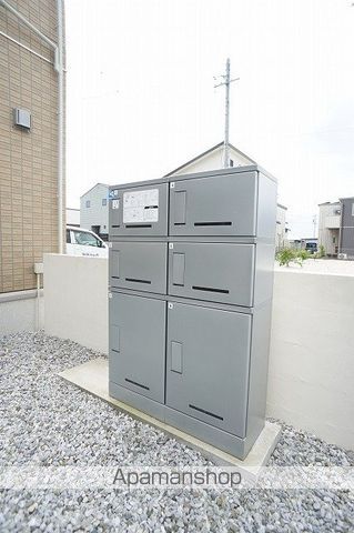 ドルチェヴィータ II棟の外観写真