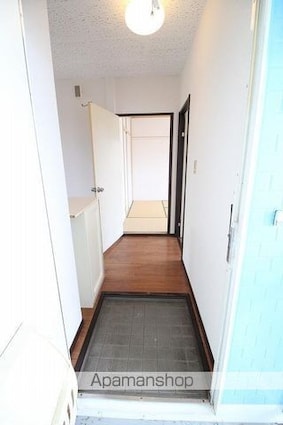 ハイツ湖畔[3K/41.89m2]の玄関