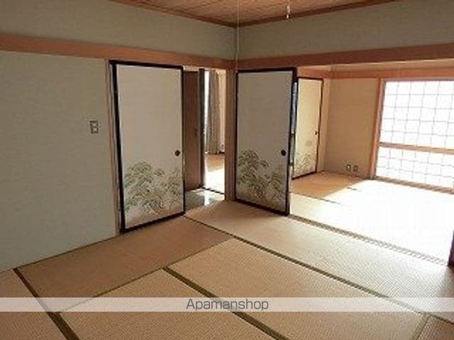 detached 岩手県盛岡市高松２丁目25-32

地図を見る