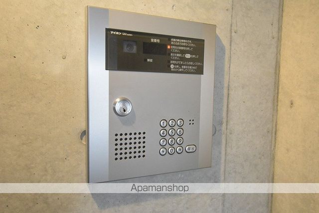 ソレイユ平岸の玄関写真