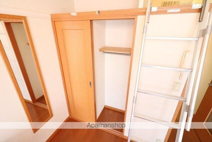 レオパレスハウス用賀[1K/19.87m2]の収納