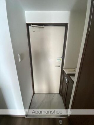 プレシャスタイム中野町[1K/25.08m2]の玄関