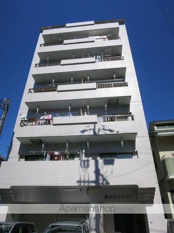 長井マンションの玄関写真