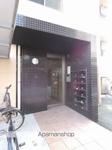 リーベンパレス荒田IIの玄関写真
