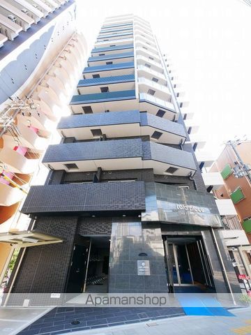 ララプレイス大阪福島プレッソの外観写真