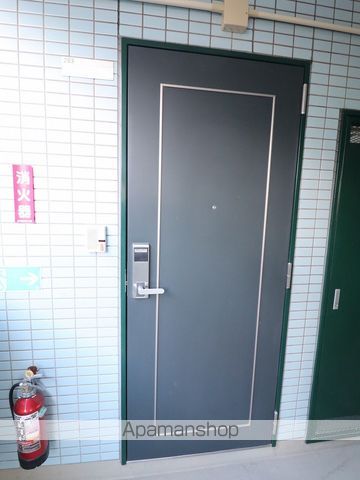 クラール若葉の玄関写真