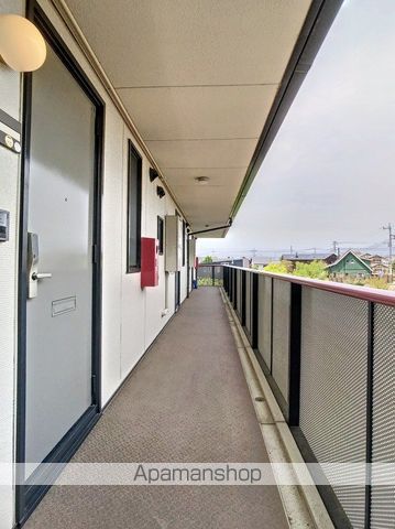 パルティータ伝法の玄関写真
