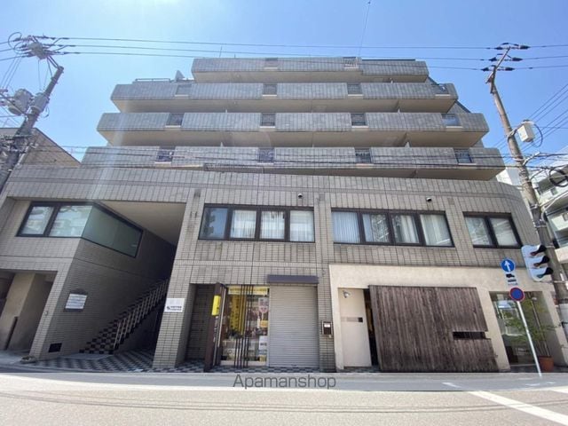房尾本店三篠ビルの外観写真