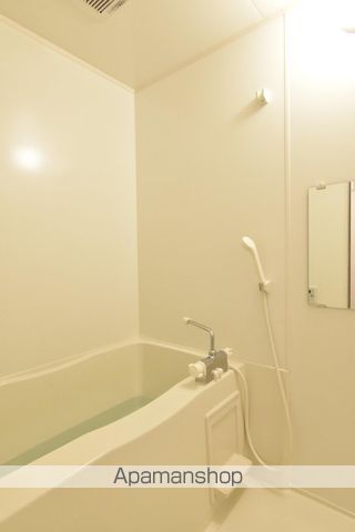ファミール Vの内装写真