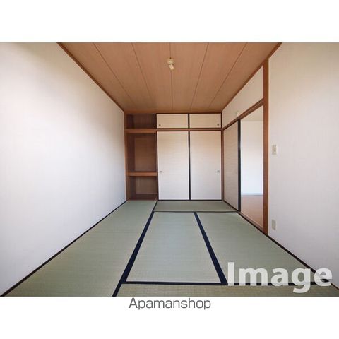 グランデ亀の井の内装写真