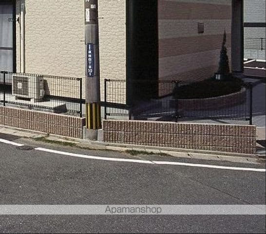 レオパレスJYURAKUIIの外観写真
