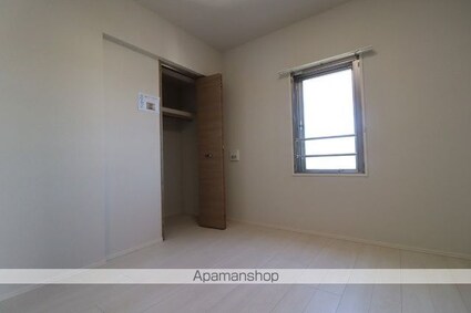 Ｓｈａｌｌｏｗ　Ｇａｒｄｅｎ　Ａ棟[2LDK/64.5m2]の内装2