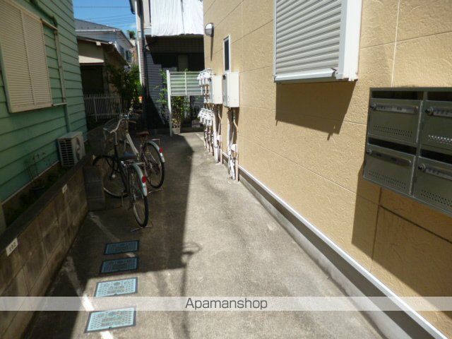 【小平市小川西町のアパートの写真】