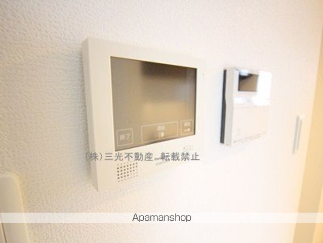 ラディア近代美術館前の内装写真