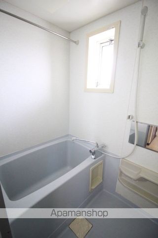 クレセント松新の内装写真