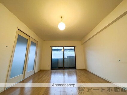 アドラーブル道後[3LDK/75m2]の内装1