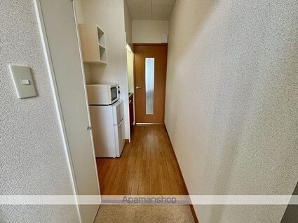 レオパレスアズマ[1K/23.18m2]の玄関1