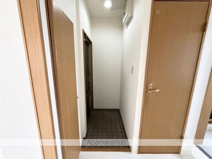 エスポワール平方[2DK/54.27m2]の玄関