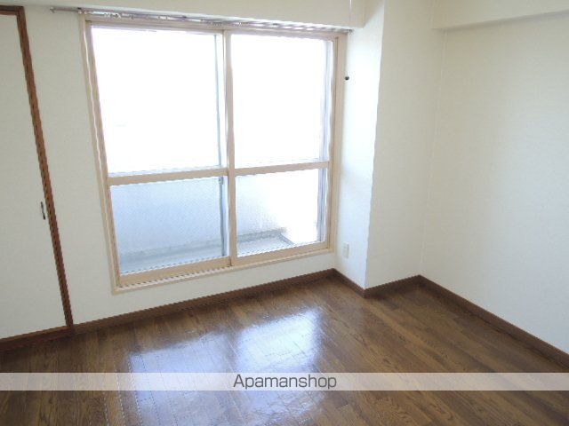 ネスト南13条の内装写真