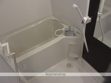 東京都墨田区緑３丁目[1K/26.48m2]のバス