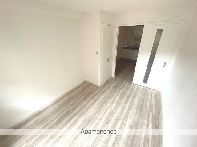 三甲イエムの内装写真