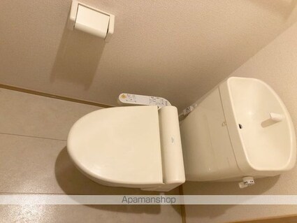 シュトラルヴェヌス[1R/27.77m2]のトイレ