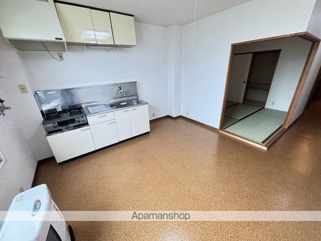 本町ハイツタイプIの内装写真