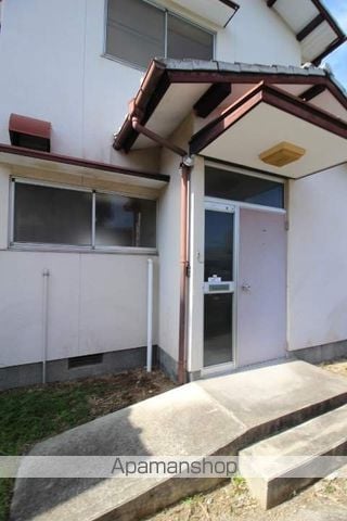 山陽本線 庭瀬駅 徒歩15分 2階建 築51年の玄関写真
