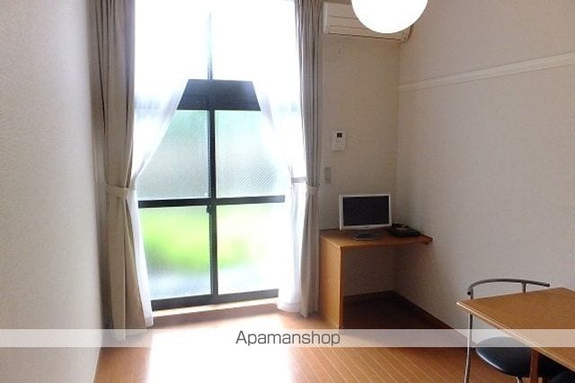 レオパレスシャルマンELLEの内装写真