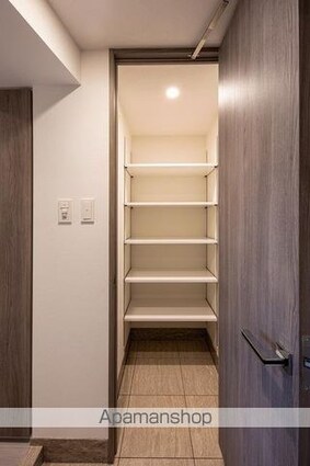 グランカーサ東中野[1DK/25.64m2]の収納