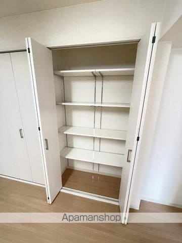 EIWABUILDINGの内装写真