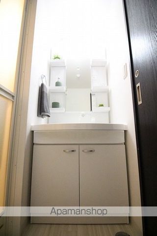 8COURTの内装写真