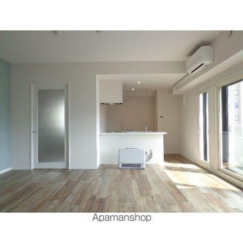 MODENA SIANの内装写真