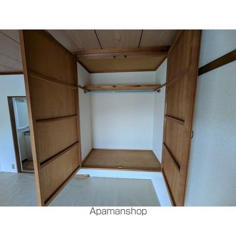 ロイヤルハイツヤマシチの内装写真