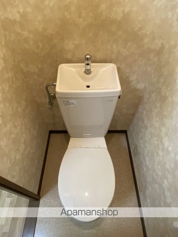カズIIIの内装写真