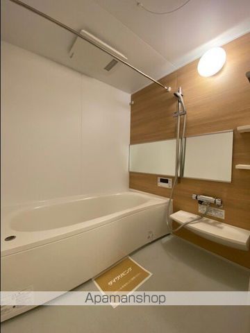 Ｄーｒｏｏｍ岩塚[1K/29.58m2]のバス