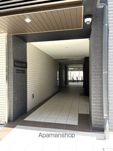 パークサイド東陽の玄関写真